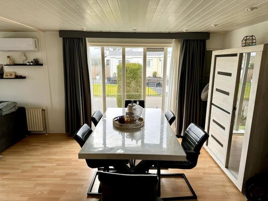 Luxe Chalet In Prachtig Natuurgebied Lith Eksteriør billede