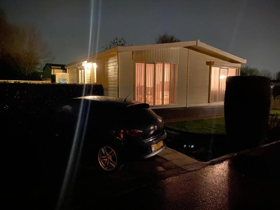 Luxe Chalet In Prachtig Natuurgebied Lith Eksteriør billede