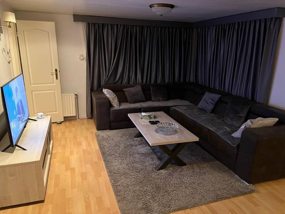 Luxe Chalet In Prachtig Natuurgebied Lith Eksteriør billede